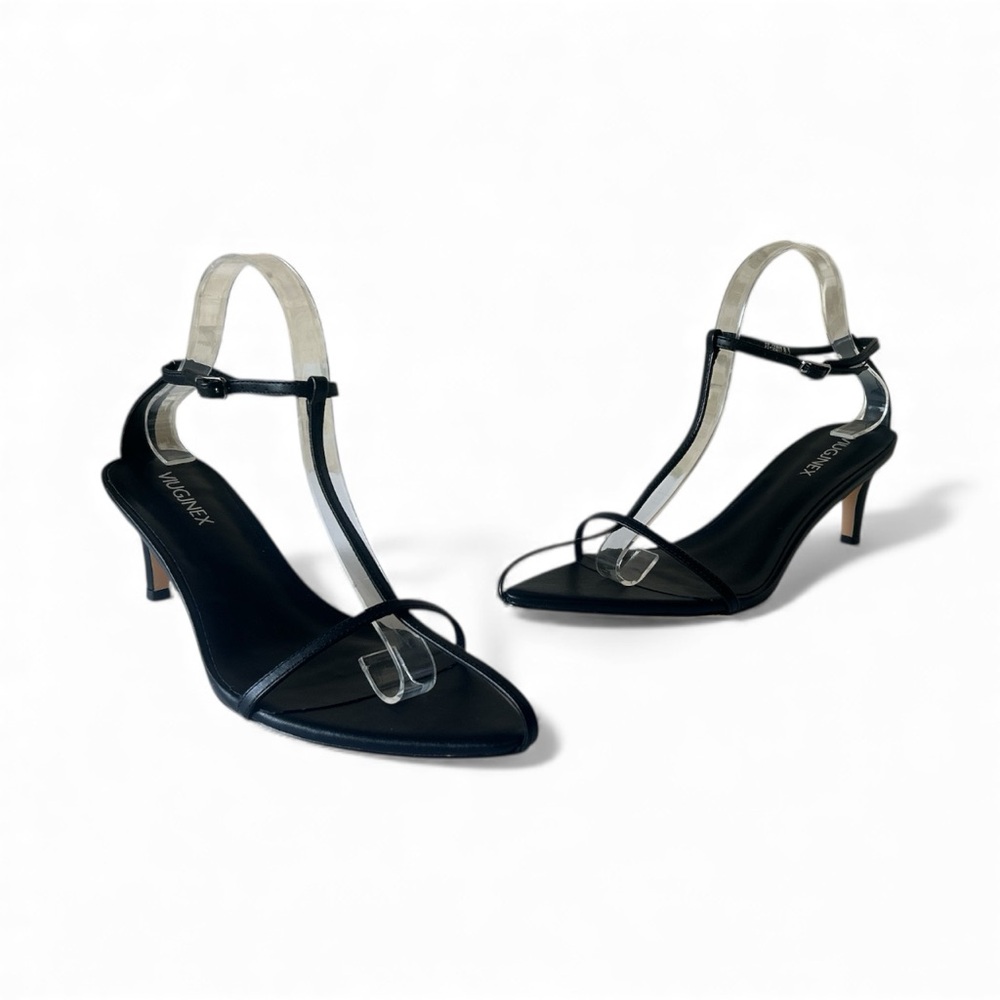 Chic Black Strappy Heels